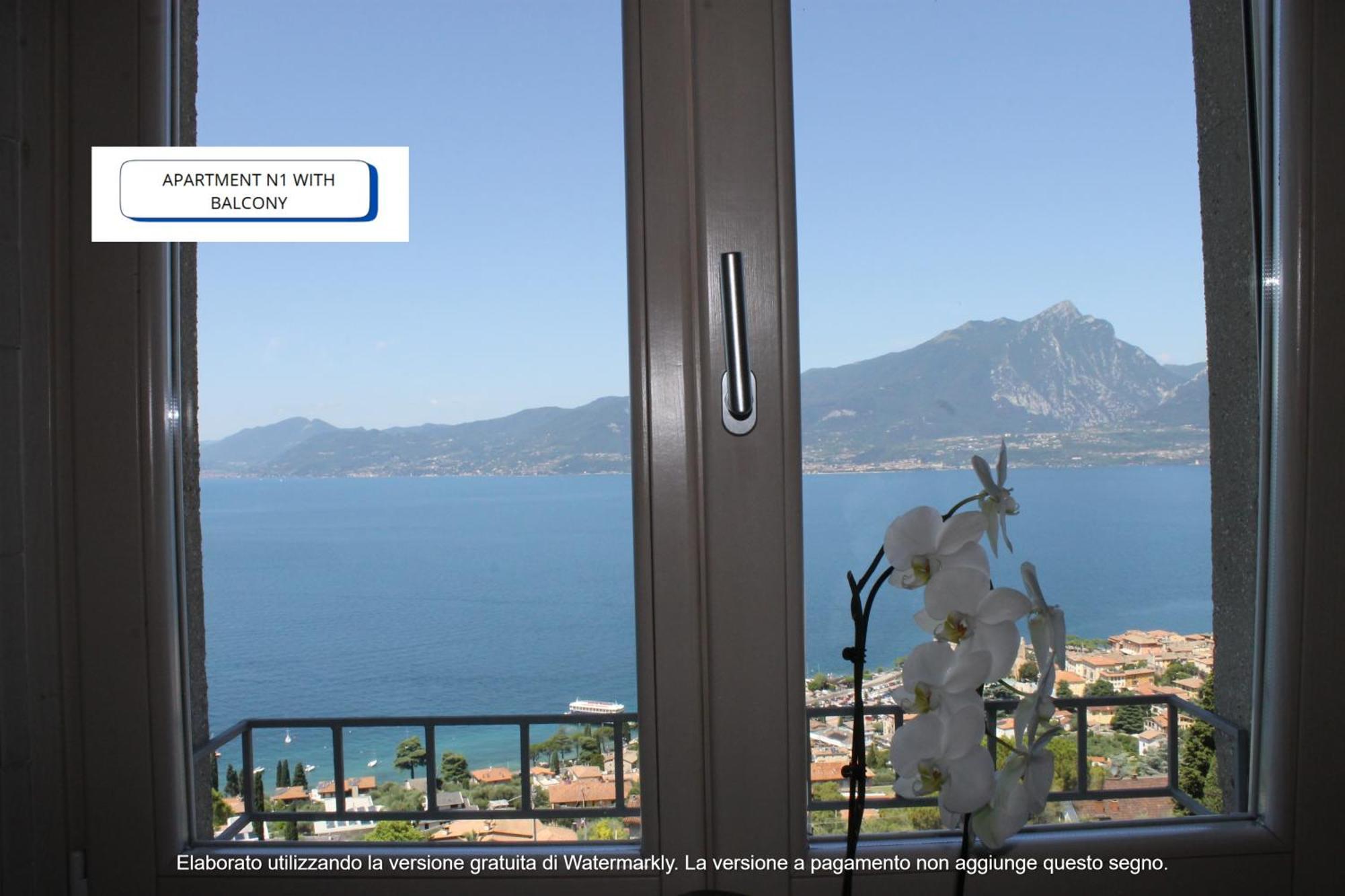 The View Apartment Torri Del Benaco Exterior photo