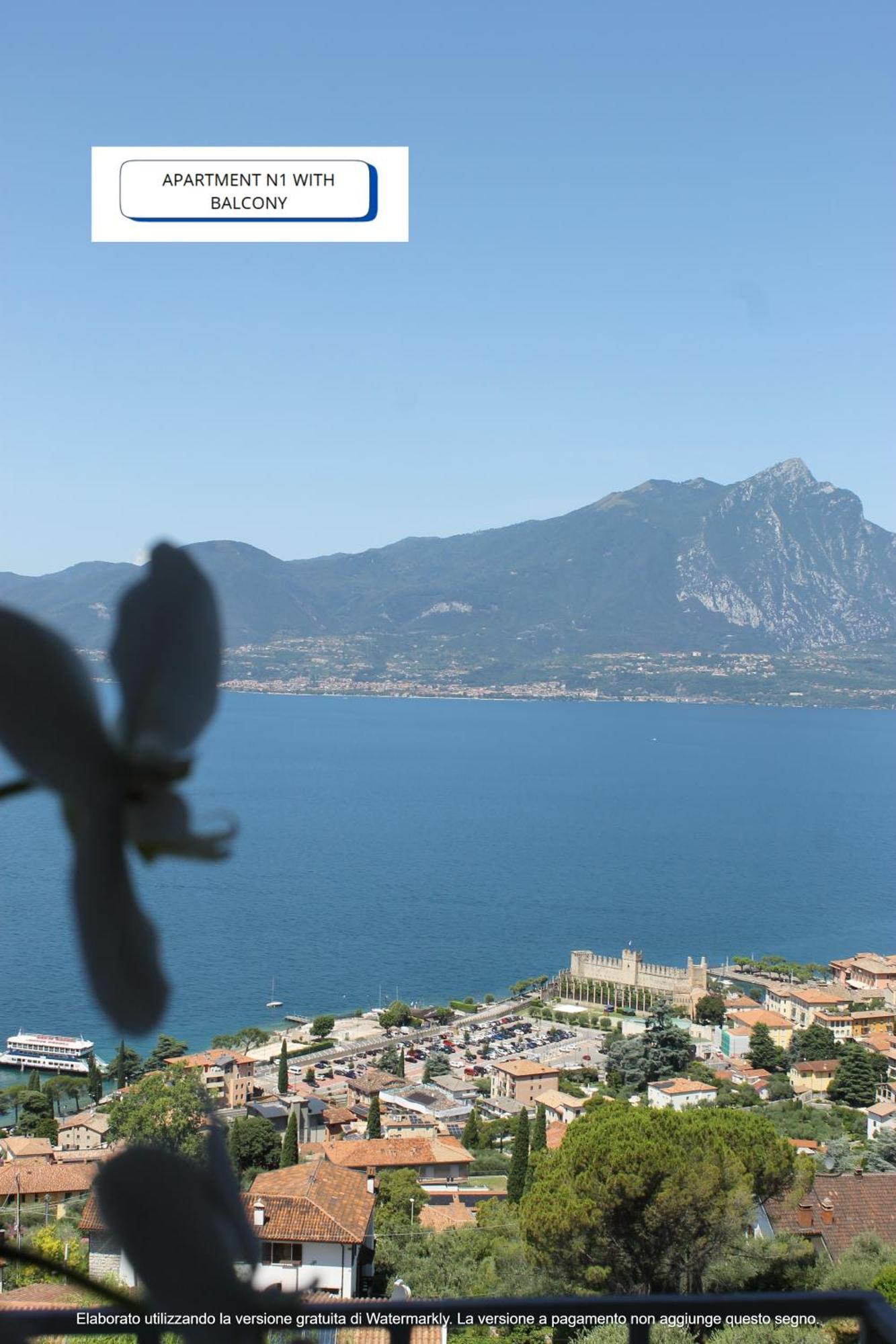 The View Apartment Torri Del Benaco Exterior photo