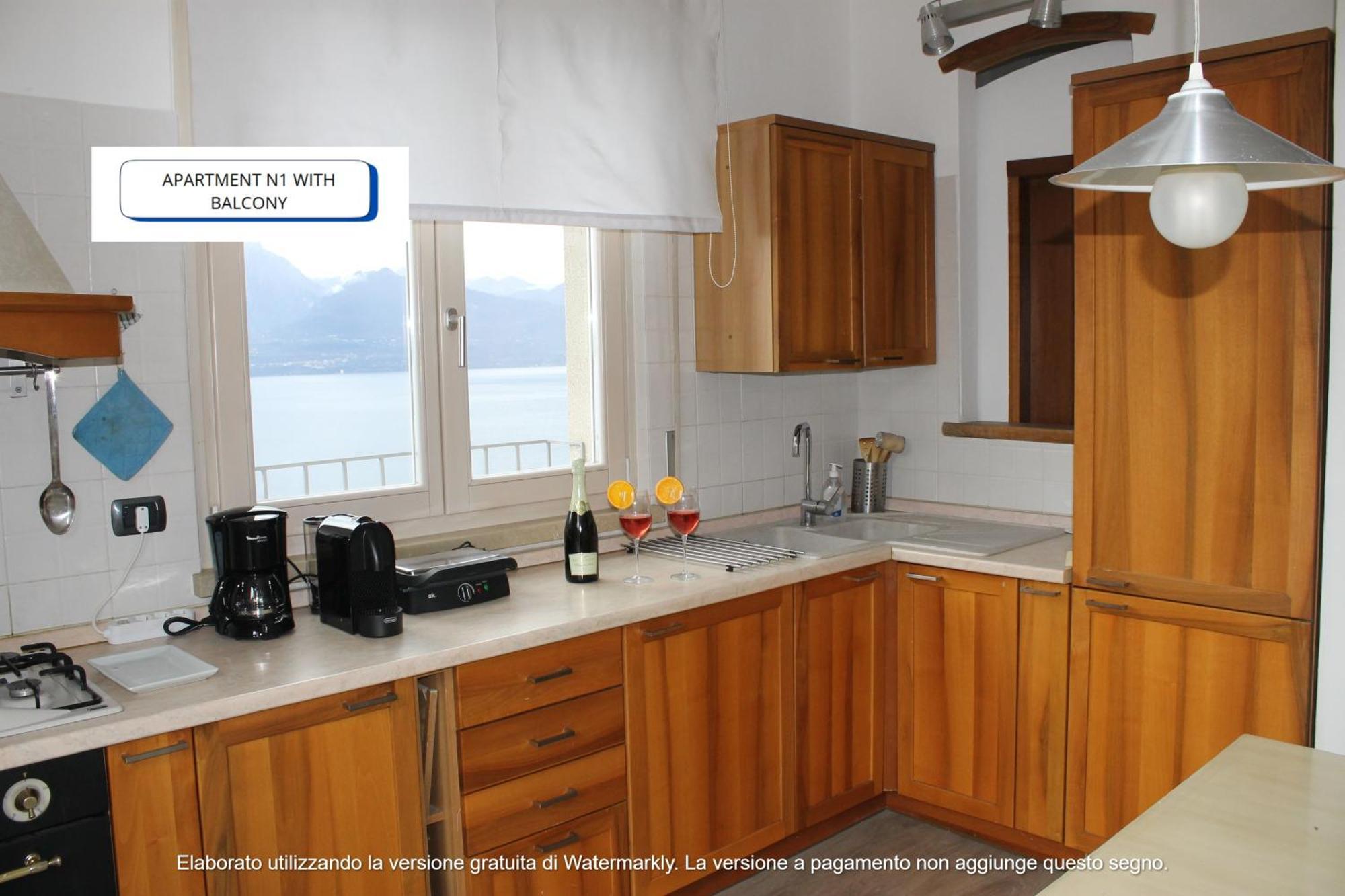 The View Apartment Torri Del Benaco Exterior photo