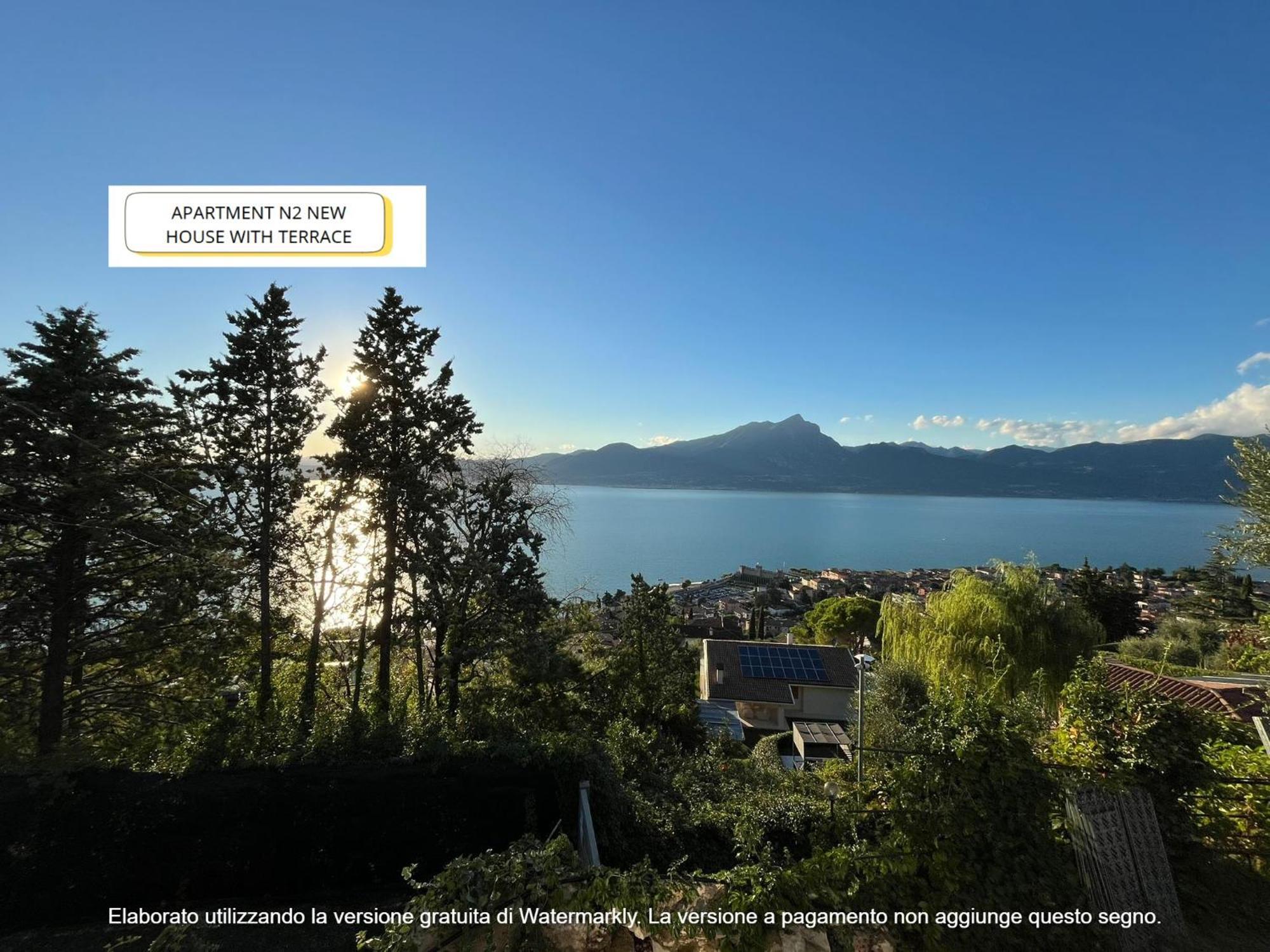 The View Apartment Torri Del Benaco Exterior photo