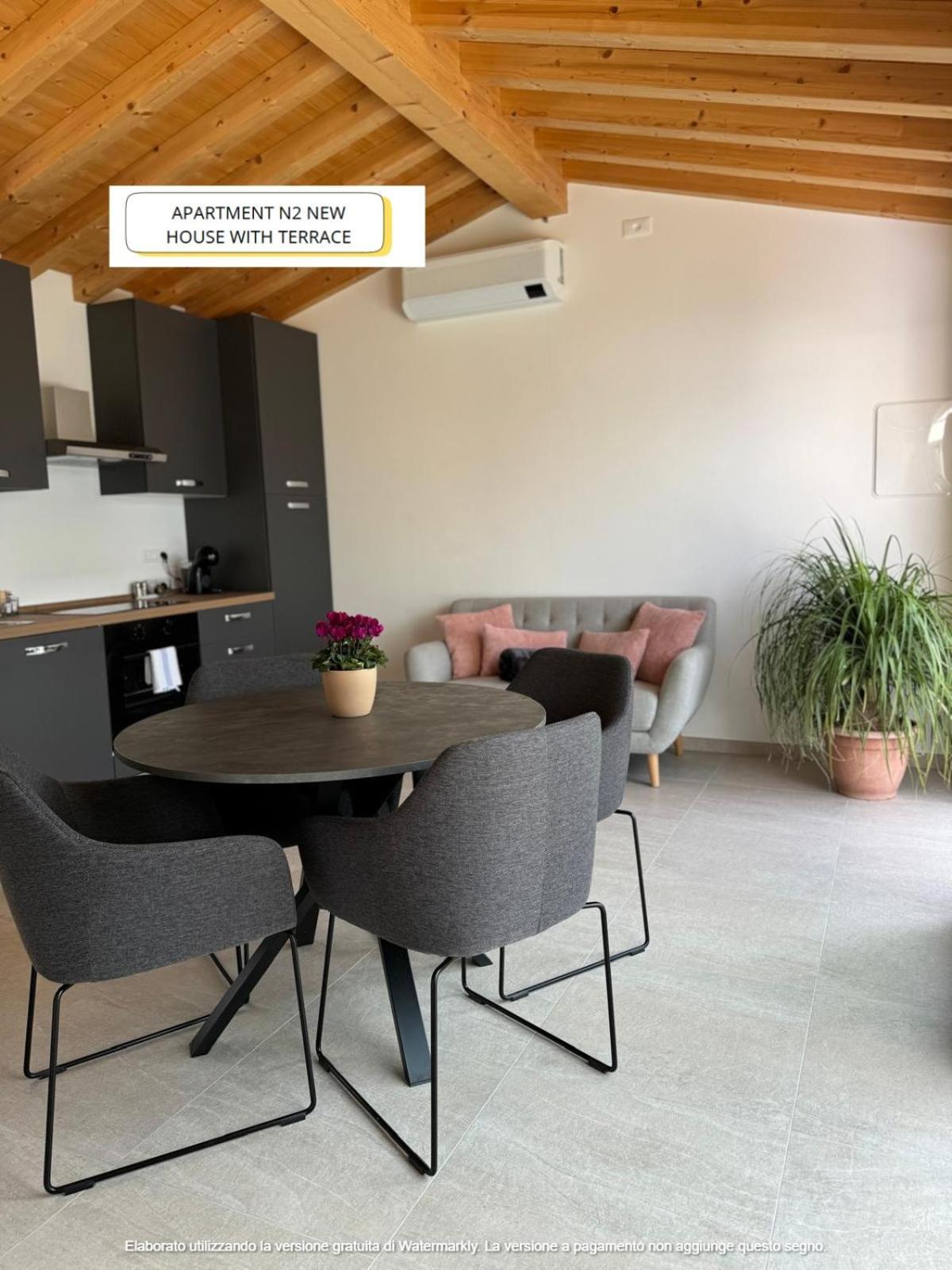 The View Apartment Torri Del Benaco Exterior photo