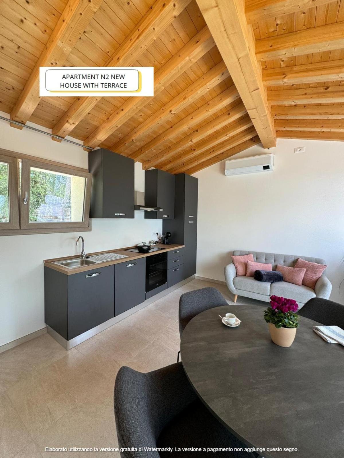 The View Apartment Torri Del Benaco Exterior photo